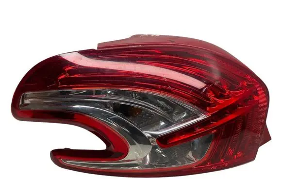 Peugeot 208 Rear/tail lights 9672628280