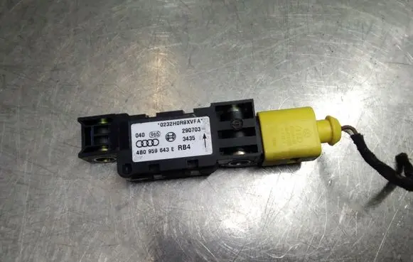 Audi A6 S6 C5 4B Airbag deployment crash/impact sensor 4B0959643E