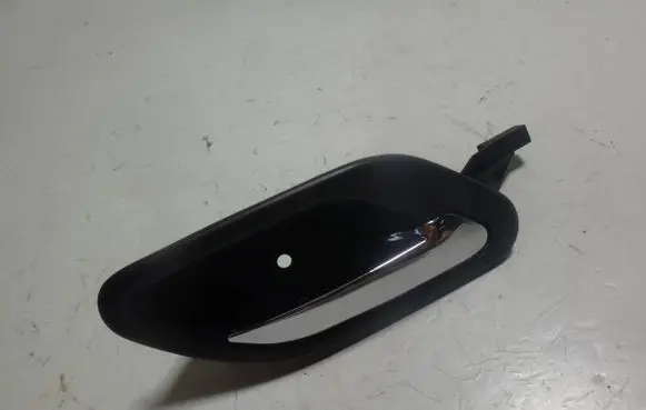BMW 5 E39 Front door interior handle 8226050