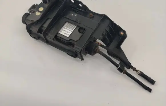 Renault Scenic II - Grand scenic II Hand brake control module 8200734627