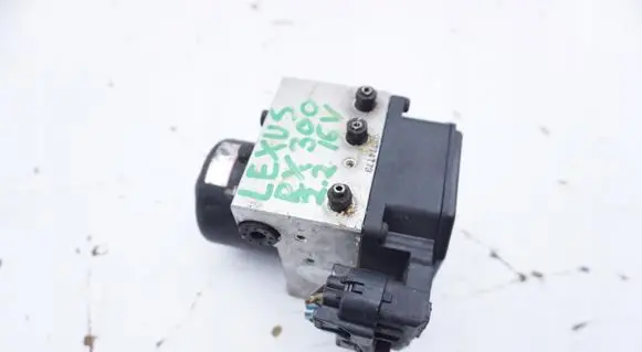 Lexus ES 300h ABS Pump