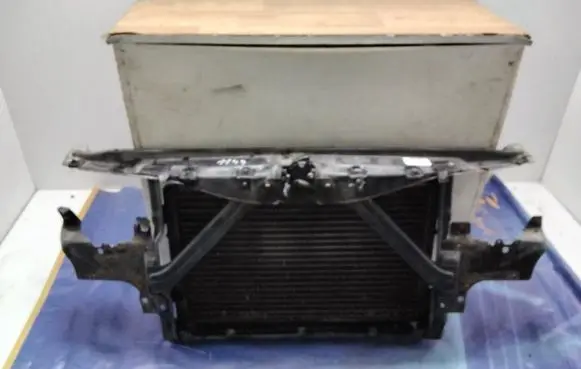 Seat Leon (1M) Front bodywork piece 