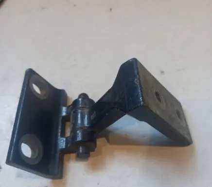 Audi 100 S4 C4 Rear door lower hinge 4A0833401