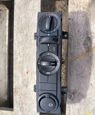 Mercedes-Benz Sprinter W906 Climate control unit C9955002 5HB00901102