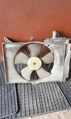 Toyota Yaris Verso Air conditioning (A/C) compressor (pump) DEVS0