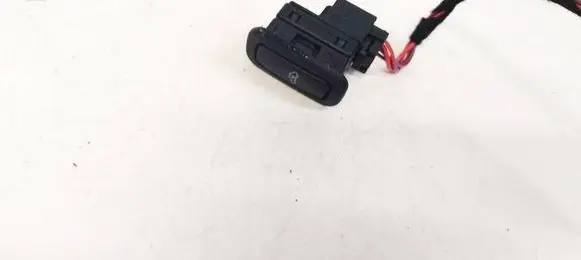 Volkswagen Tiguan Alarm switch 6Q0962109A