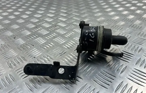 Volkswagen Caddy Electric auxiliary coolant/water pump