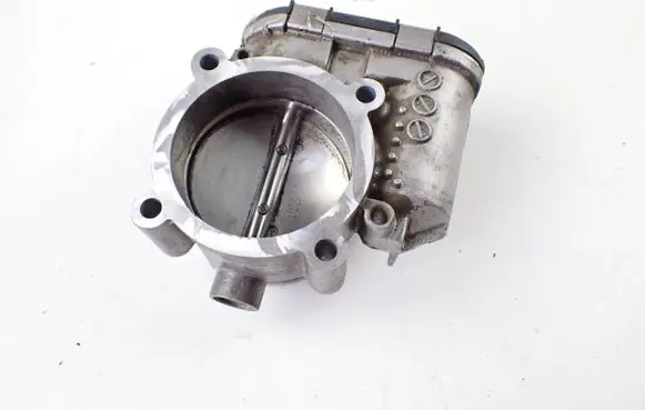 Audi A8 S8 D3 4E Throttle valve 079133062C