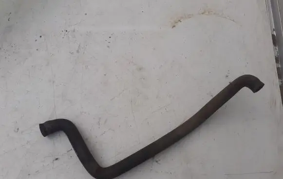 Volkswagen Transporter - Caravelle T4 Engine coolant pipe/hose 074121051D