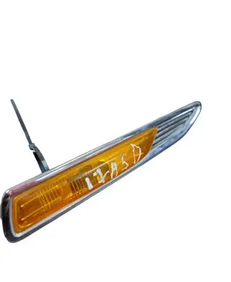 Ford Mondeo MK IV Front fender indicator light 7S7113K354AD