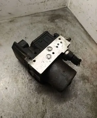 Toyota Corolla Verso AR10 ABS Pump 895410f010