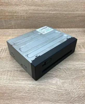 Toyota Prius (XW20) Navigation unit CD/DVD player 8684147050