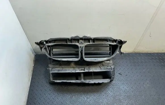 BMW 6 F06 Gran coupe Intercooler air guide/duct channel 8050401 187798