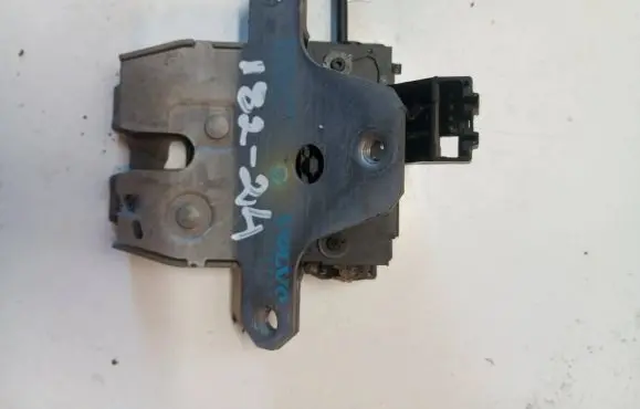Volvo S60 Tailgate/trunk/boot lock/catch/latch 31278384