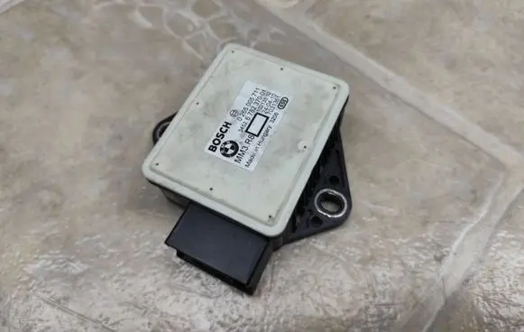 BMW 5 E60 E61 ESP acceleration yaw rate sensor 0265005711 678237001