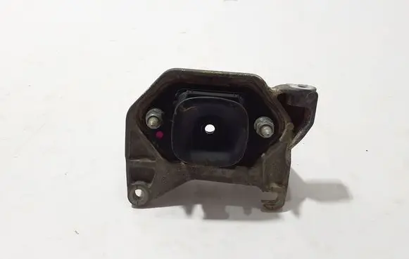 Gearbox mounting bracket