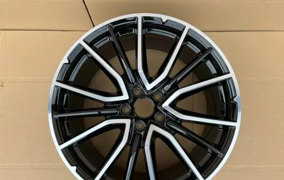 Maserati Levante R20 alloy rim 940001094 670138236