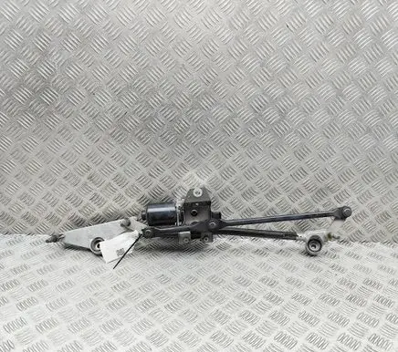 Mercedes-Benz GLA W156 X156 Front wiper linkage and motor A1768200140 A1769061900