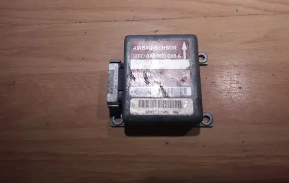 Audi A4 S4 B5 8D Airbag control unit/module 8A0959655B 0285001037