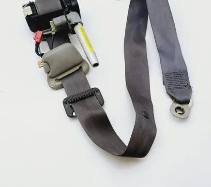 Front seatbelt