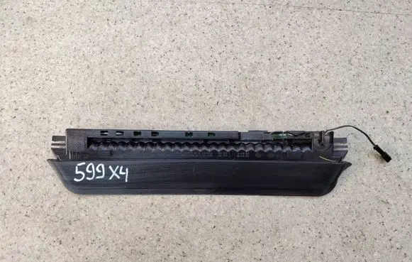 BMW X4 G02 Third/center stoplight 742338822 7423388