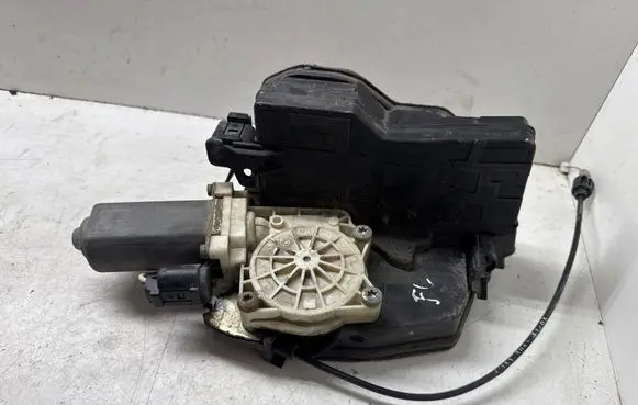 BMW 7 E65 E66 Rear door soft close latching motor 77460037 04083642 7029905