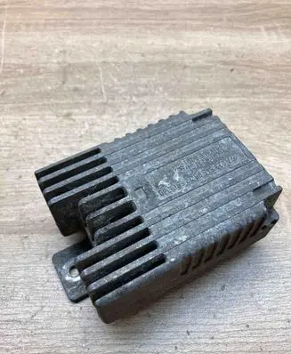 Mercedes-Benz A W168 Coolant fan relay A0235456832 ESG300