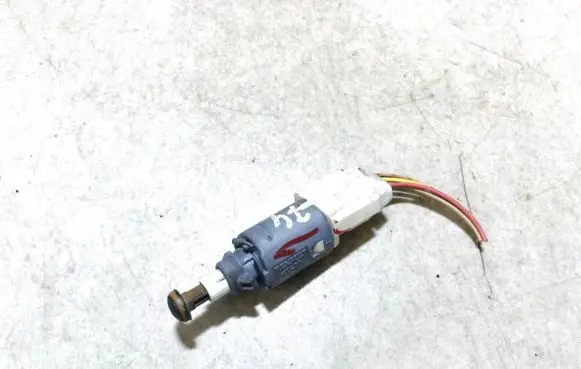 Renault Megane II Brake pedal sensor switch 8200168238