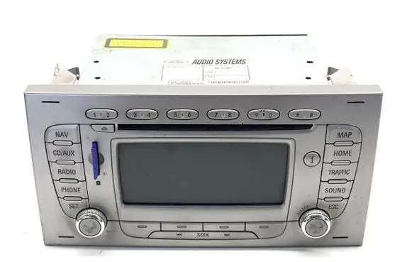 Ford Kuga I Radio/CD/DVD/GPS head unit 8V4T18K931AF