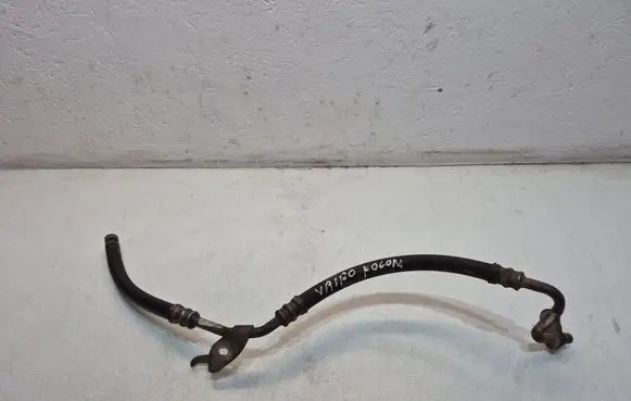 Mercedes-Benz C W204 Power steering hose/pipe/line B20470C