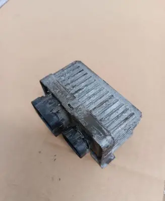 Citroen Berlingo Glow plug pre-heat relay 0522122601