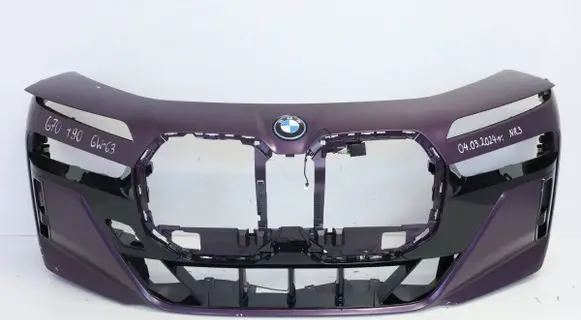 BMW 7 G70 Front bumper 56334038