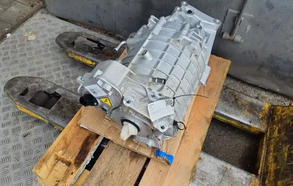 Volvo XC40 Electric car motor P1216722 32362607 T7012443