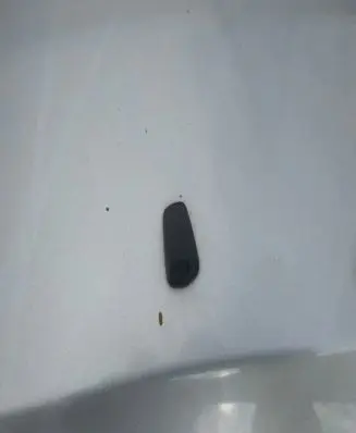 Windshield washer spray nozzle