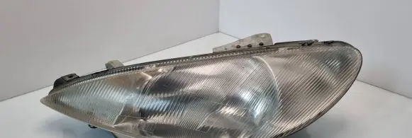 Peugeot 206 Headlight/headlamp 89001963