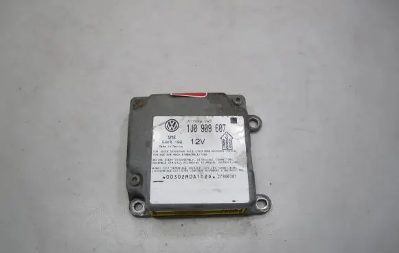 Volkswagen PASSAT B5 Airbag control unit/module 1J0909607 5WK4199