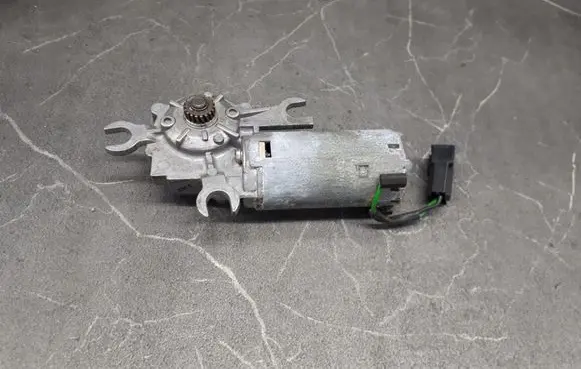 Fiat Tipo Sunroof motor/actuator 44049087