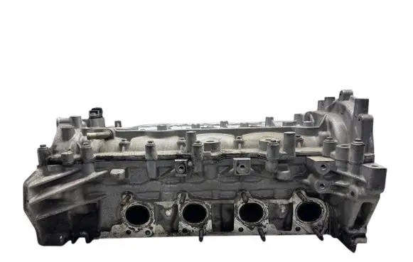 Nissan X-Trail T31 Engine head 8200519994 M9R