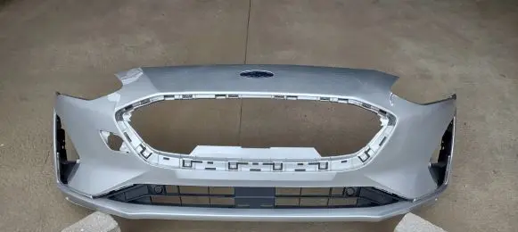 Ford Focus Front bumper JX7B17757A