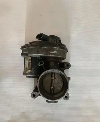 Ford Focus Throttle body valve 9E927 0816524