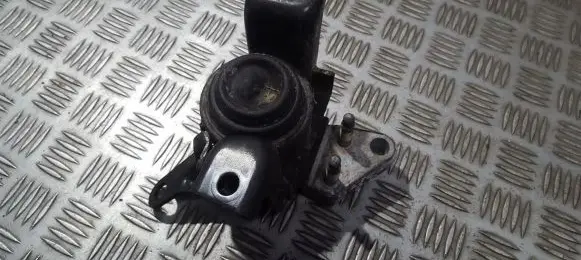 Toyota Corolla E120 E130 Engine mount bracket