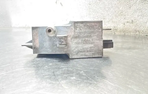 Ford Focus Steering wheel lock 7G913F880 AV6N3F880 0290A120711