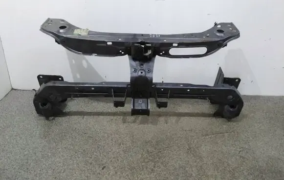 Mitsubishi Outlander Radiator support slam panel