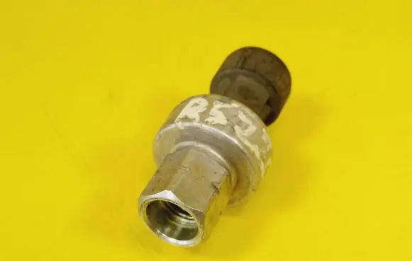 Chevrolet Rezzo Air conditioning (A/C) pressure sensor 2CP452