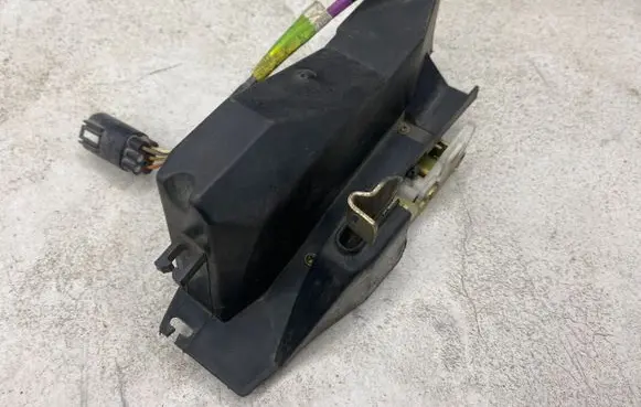 Ford Escort Front door lock 94AG14A584SB