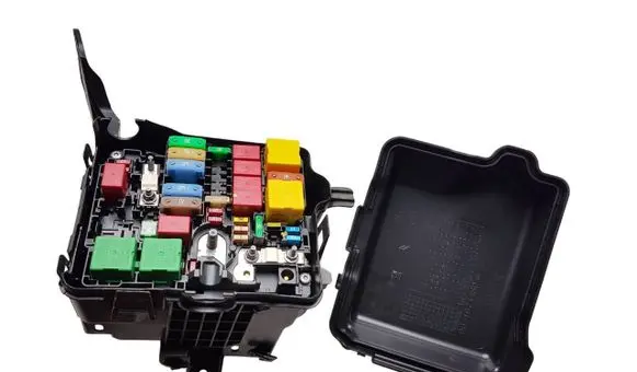 Fuse box set