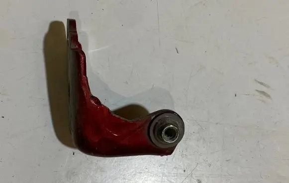 Ford Mustang VI Front door lower hinge 22810