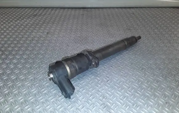 Volvo XC90 Fuel injector 0445110078
