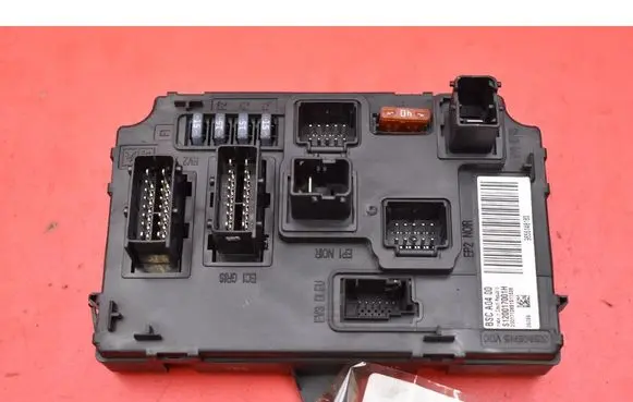Peugeot 407 Fuse box set 9656148180