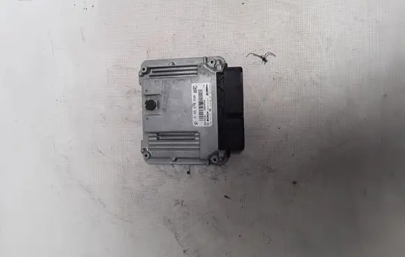 Opel Insignia A Engine control unit/module 55573539 0281015774